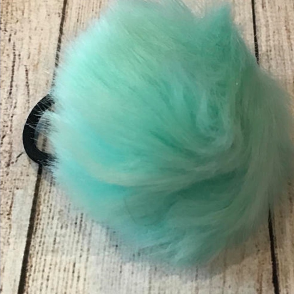 🛍2 for $15🛍 2 Pom Pom Hair Ties